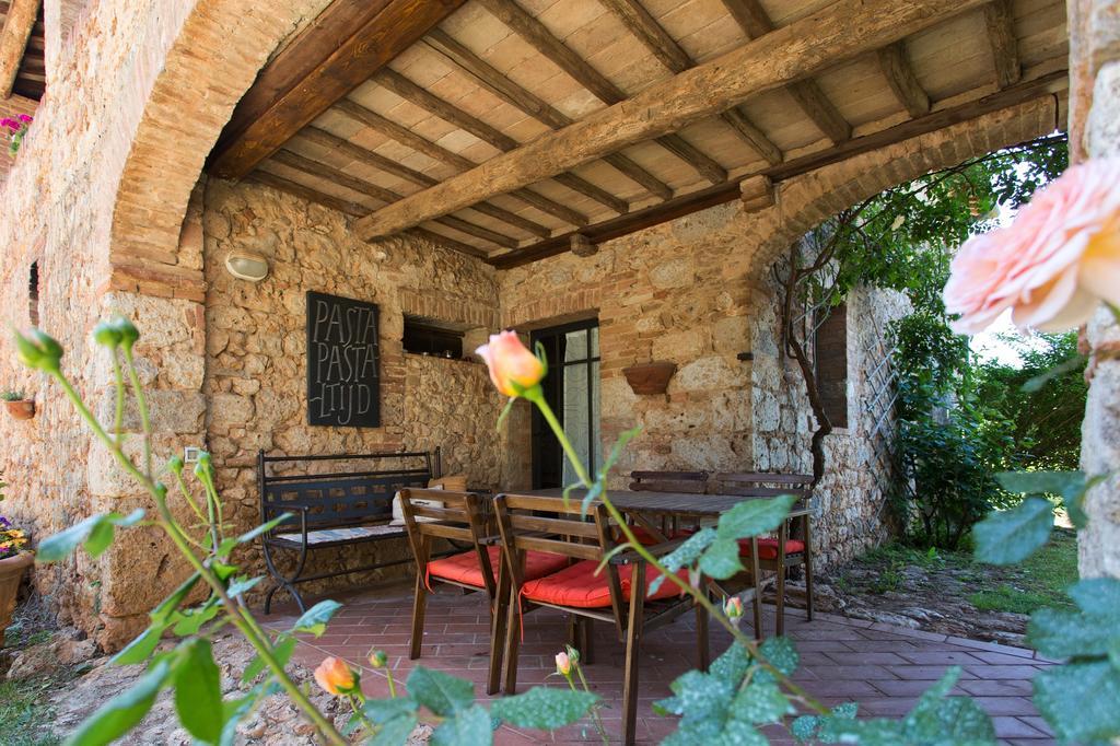 Novelleto Villa Monteriggioni Kültér fotó