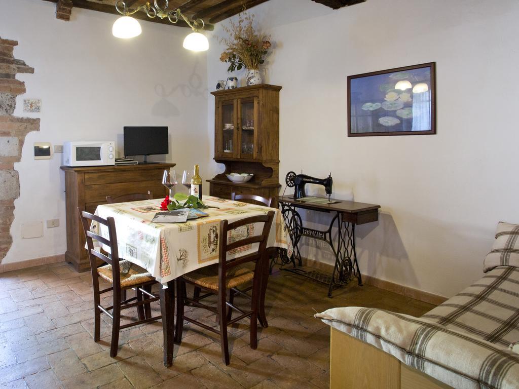 Novelleto Villa Monteriggioni Kültér fotó